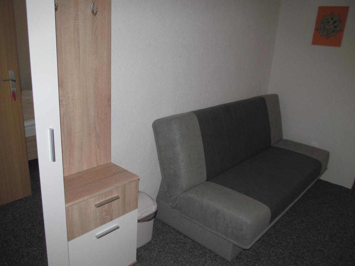 A+S Penzion Podzamok Spišské Podhradie Exteriör bild