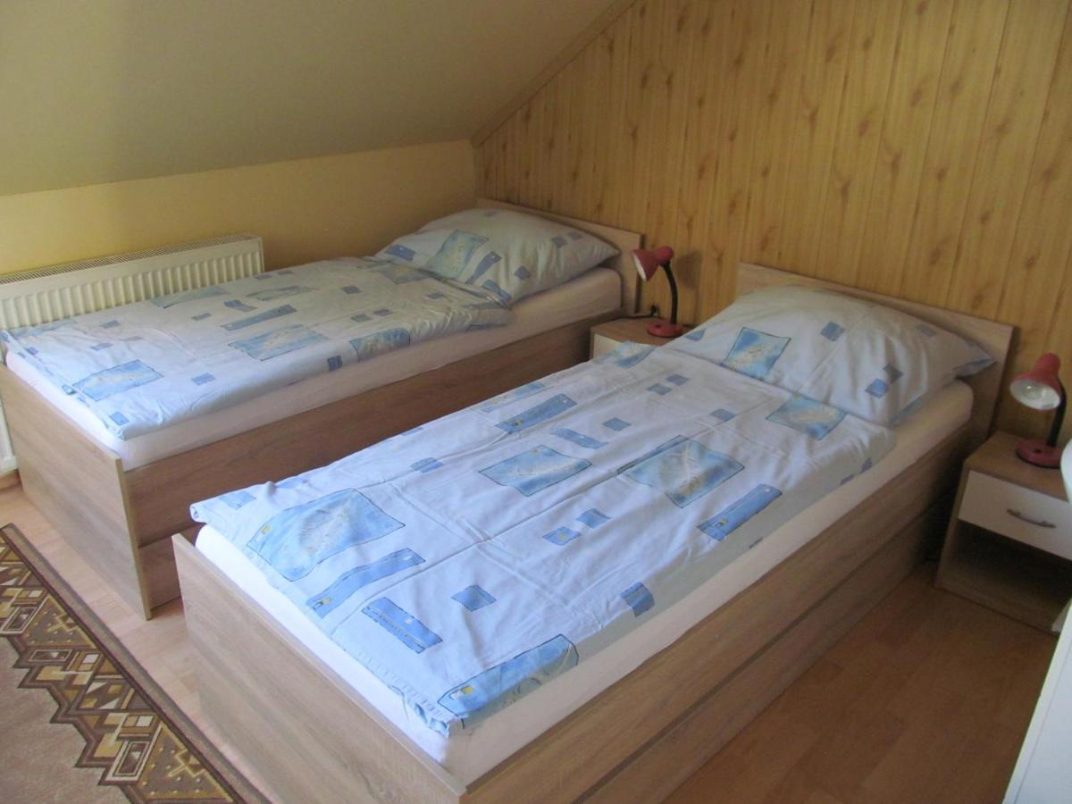 A+S Penzion Podzamok Spišské Podhradie Exteriör bild